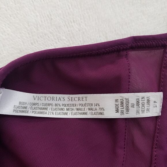 Victoria Secret Cross Back Sports Bra - Picture 7 of 9